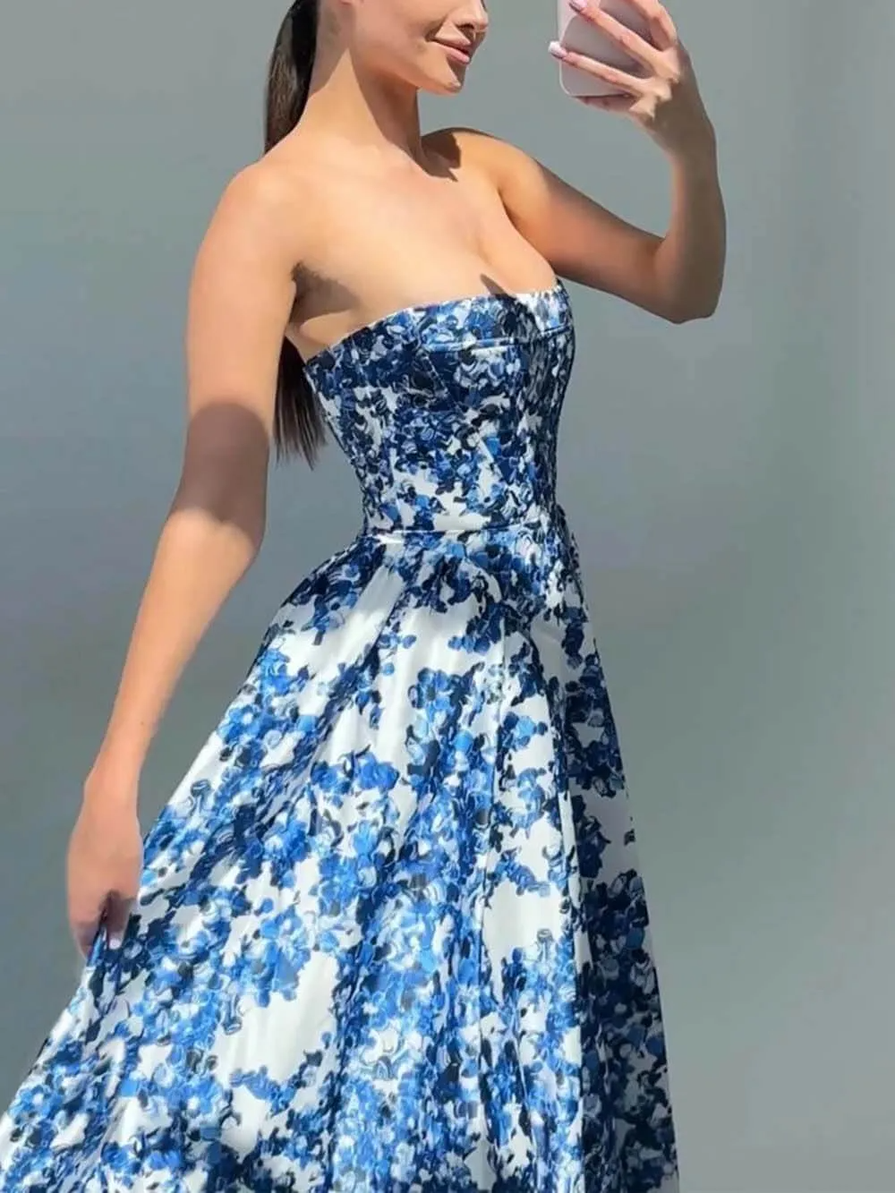 Aitana Elegant Dress