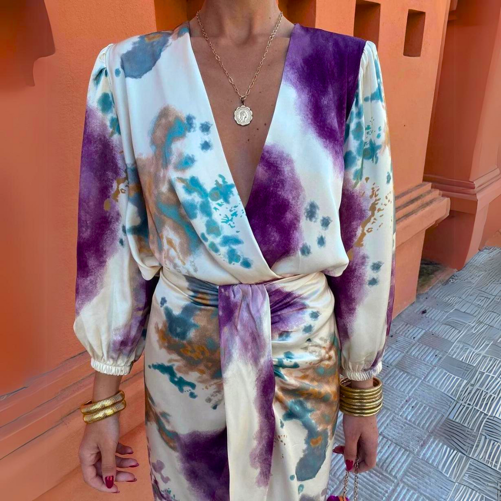 Elegant V-Neck Long-Sleeve Dress for Any Occasion