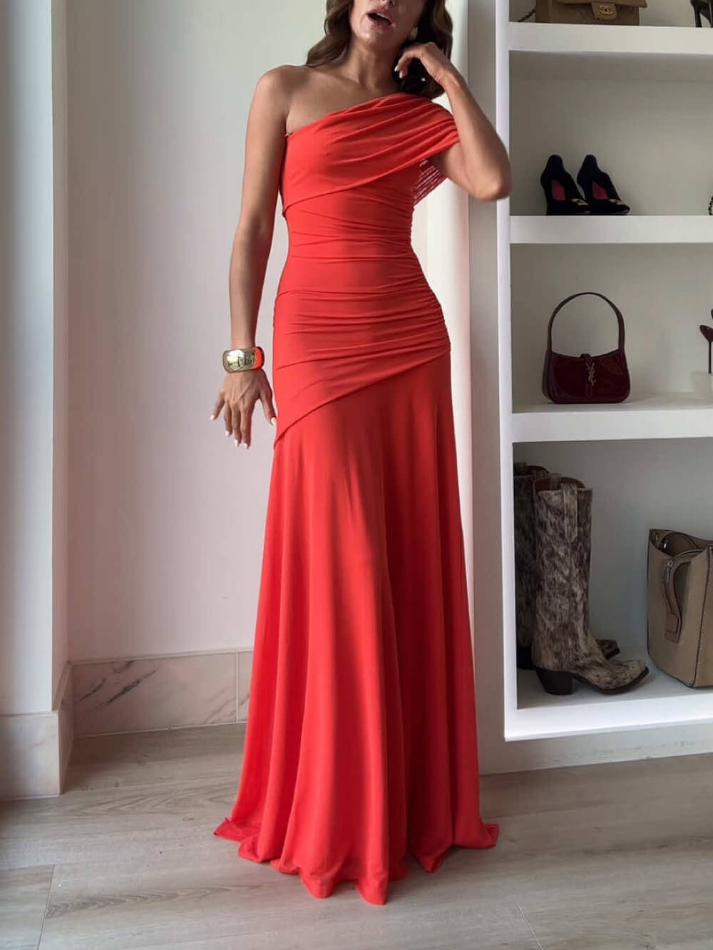 Off-Shoulder Ruched Evening Gown for Parties and Galas