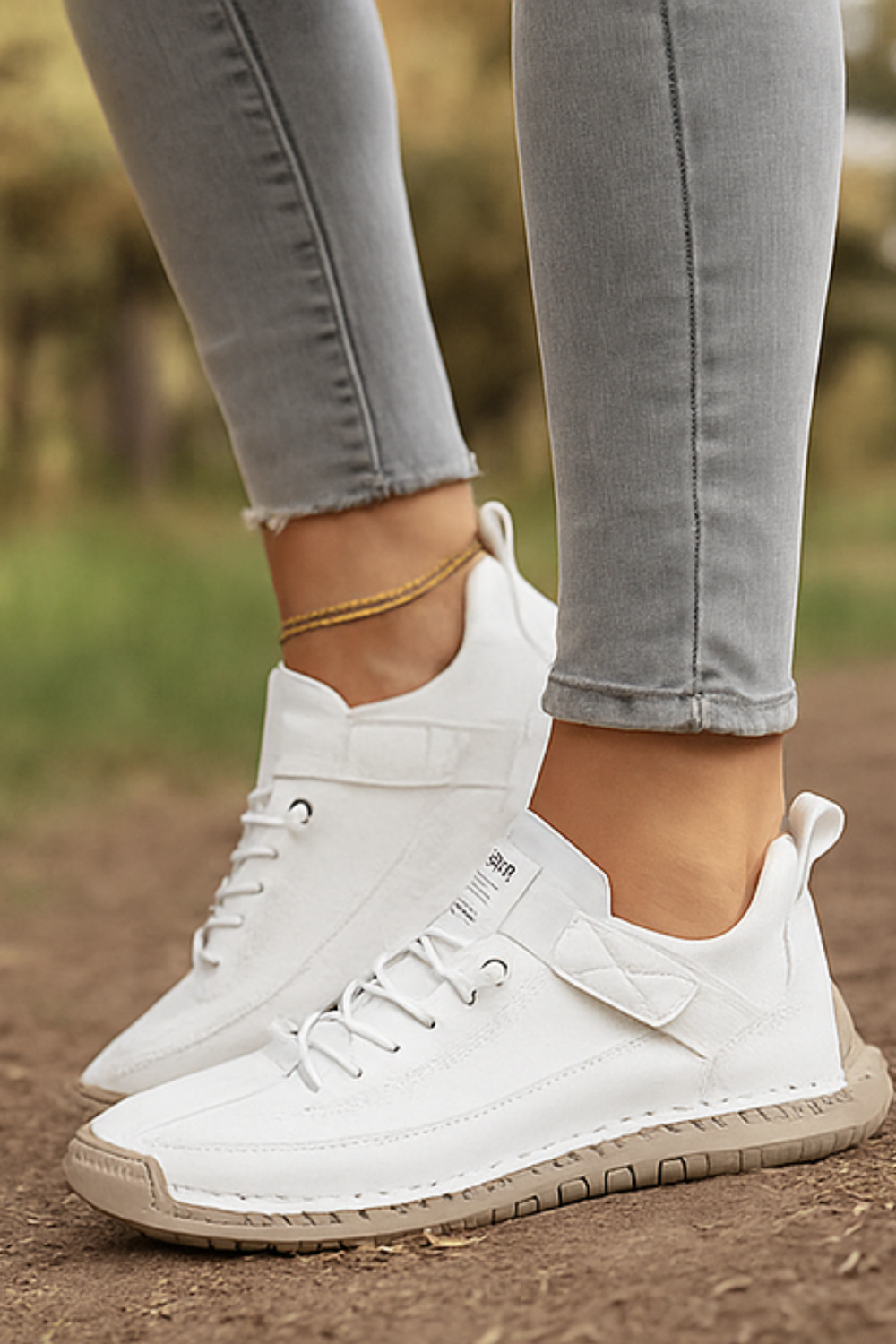 Aleera Sneakers White