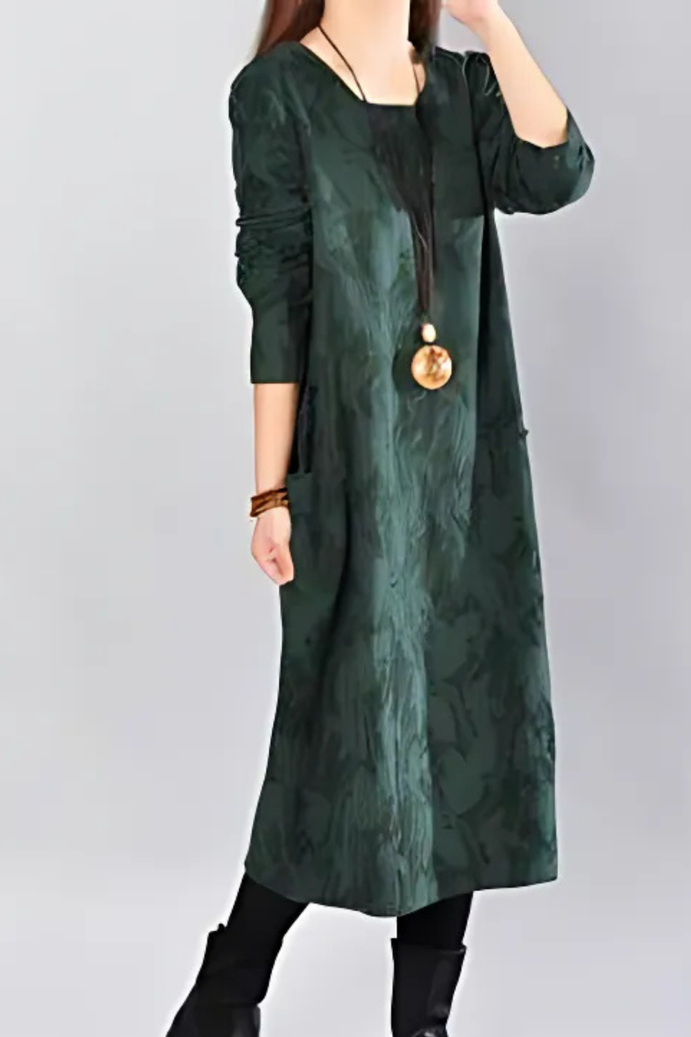 Kayla Leaf-Print Maxi Dress in Green