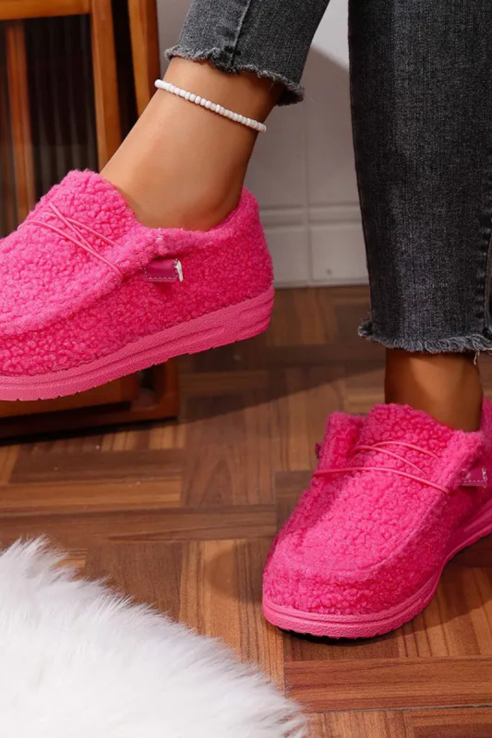 Winnie Cozy Teddy Slippers Pink