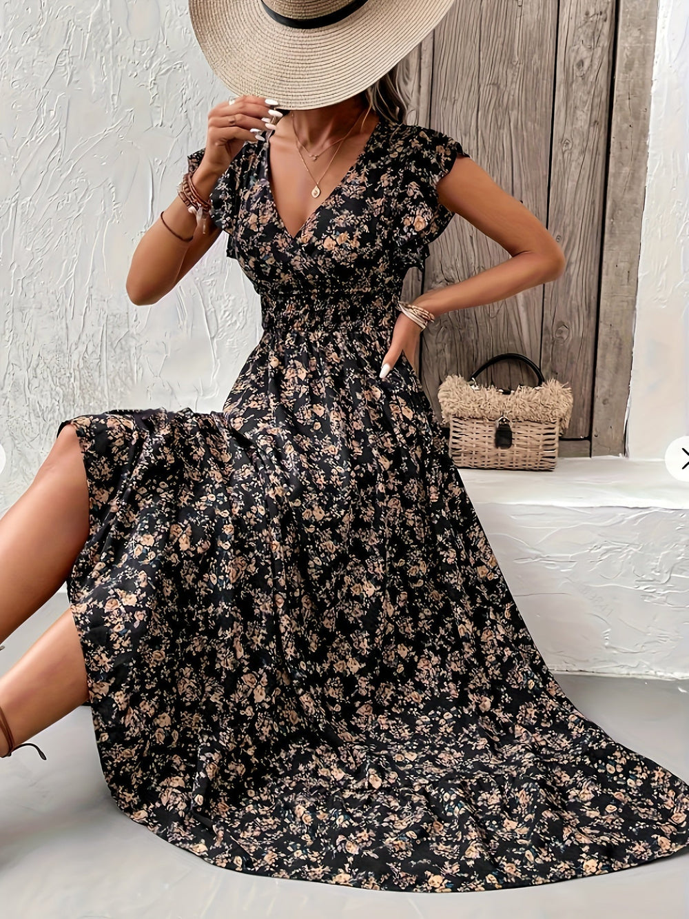 Jessa V-Neck Floral