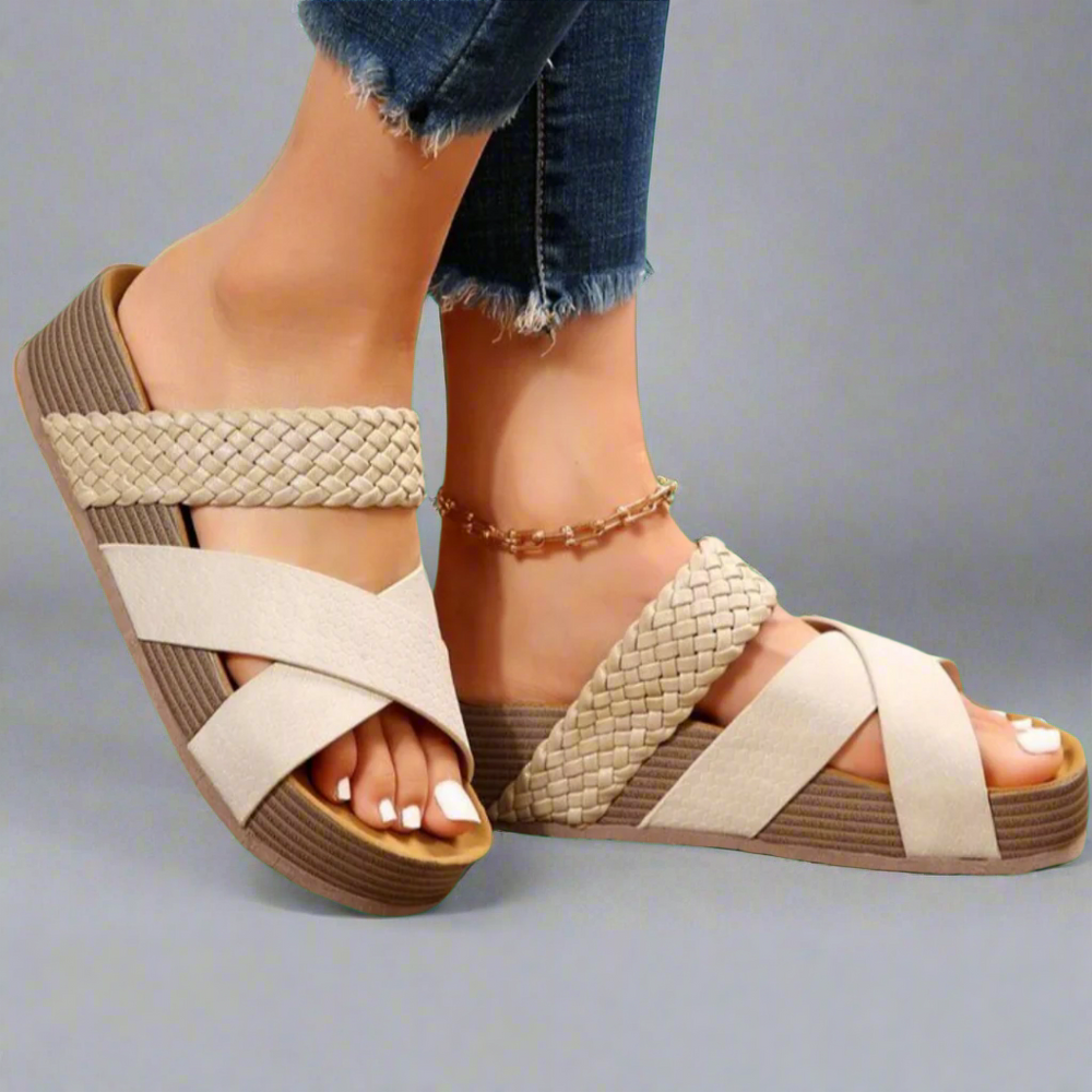 Luni Comfort Strappy Open-Toe Adjustable-Strap Sandals