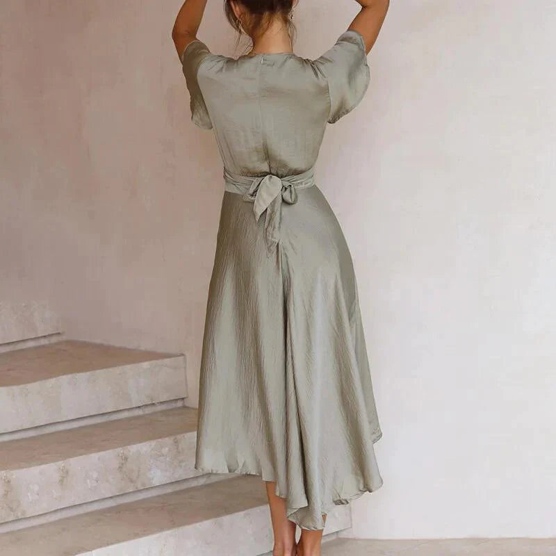 Ànnia Flowing Knot-Neck Maxi Dress for Any Occasion