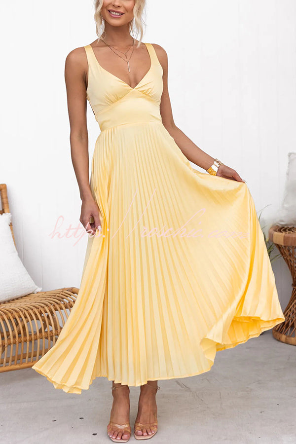 Lucy Fitted Dress