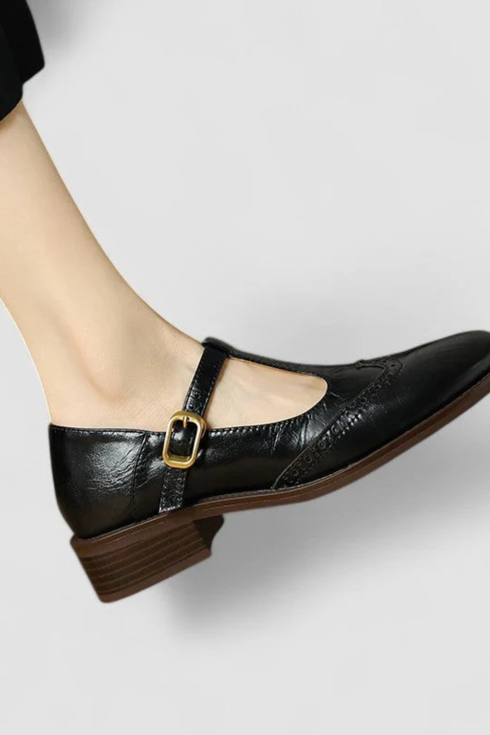 Livia Classic Strappy Leather Comfortable Sandal Shoes