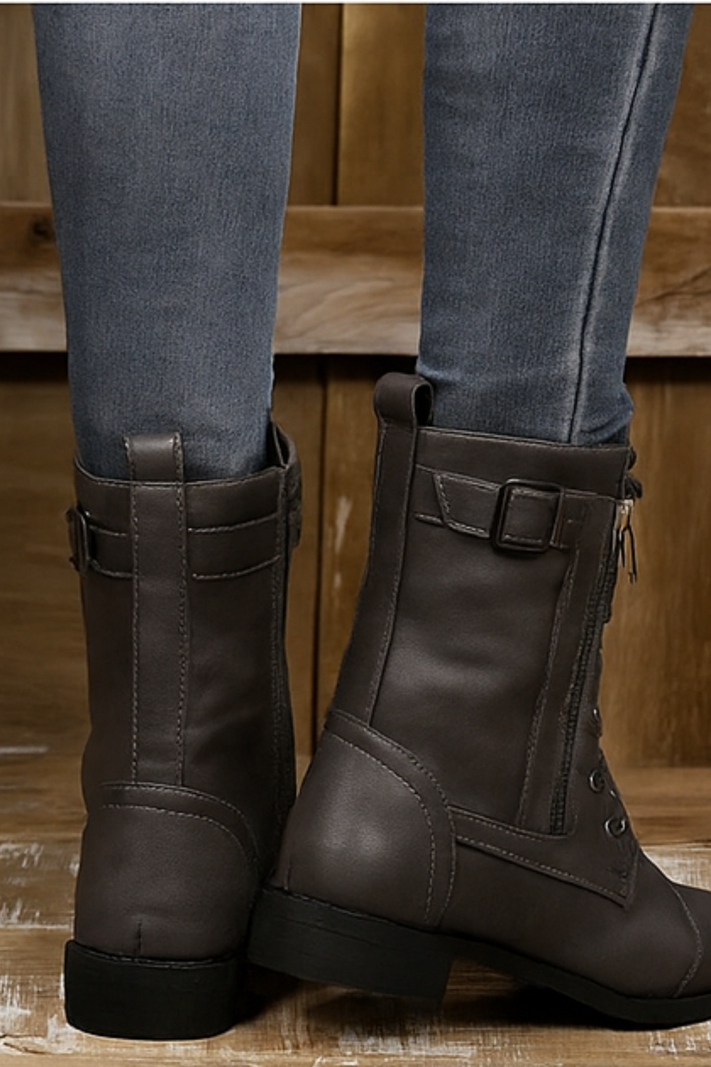 Miya Zip-Up Leather Boot Grau