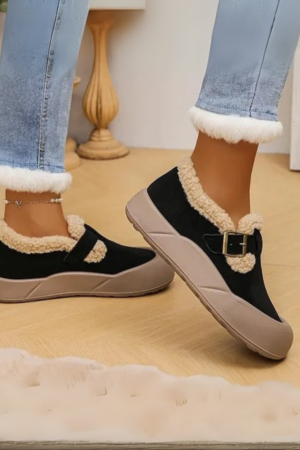 Ivory Fleece-Lined Comfort Shoe Schwarz