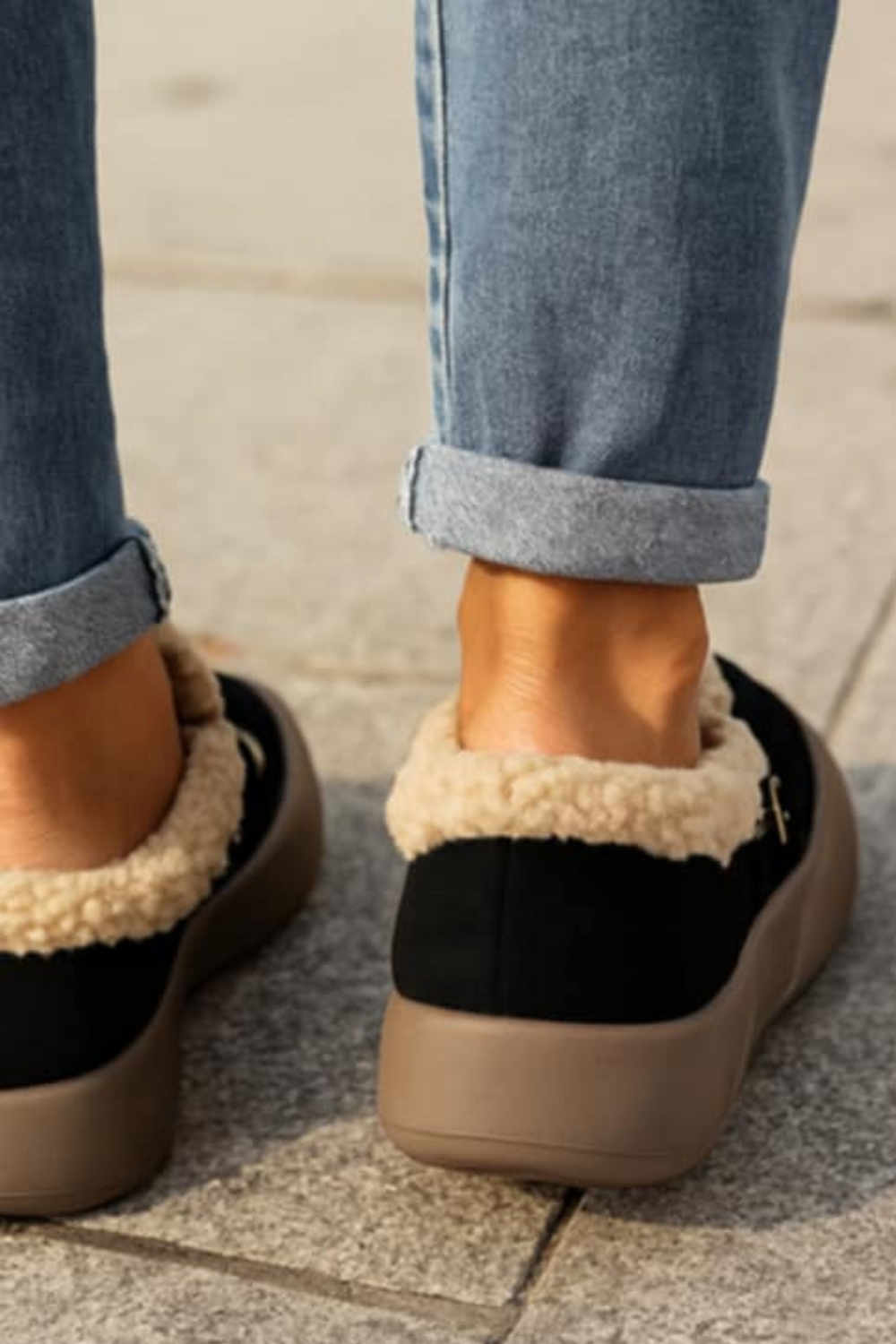 Ivory Fleece-Lined Comfort Shoe Schwarz