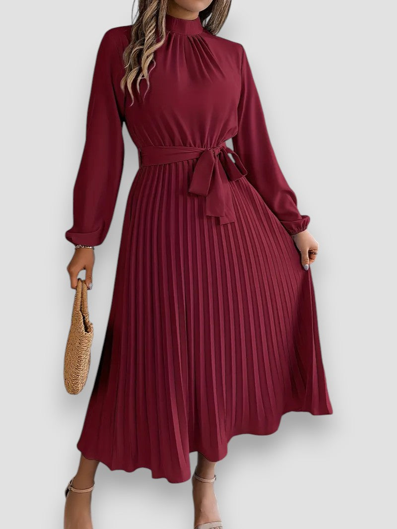 Layla Classic Dress