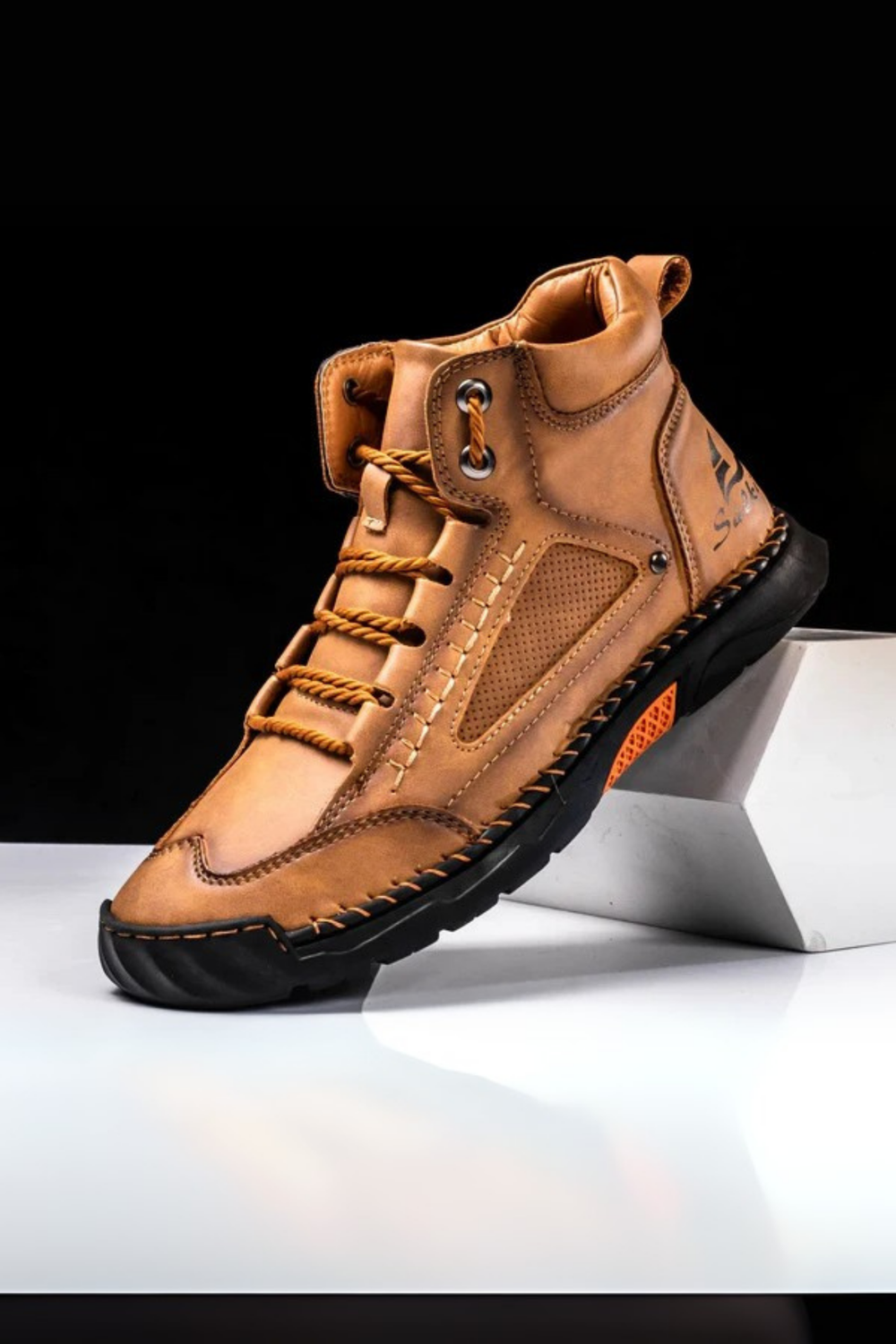 Moriarty Leather High-Top Shoes