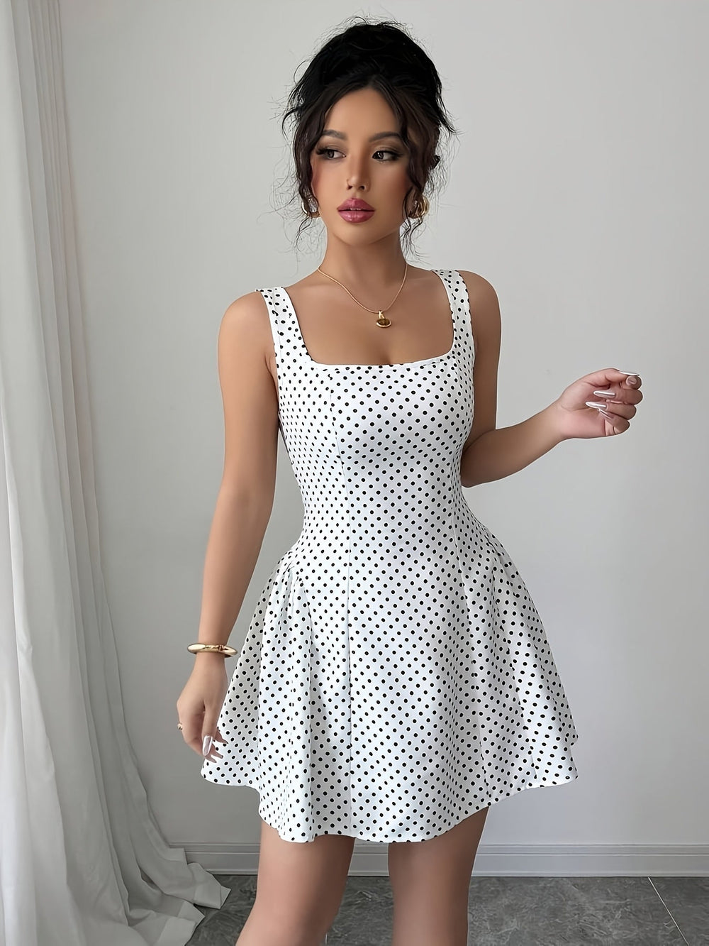 Elegantes Polka Dot Dress