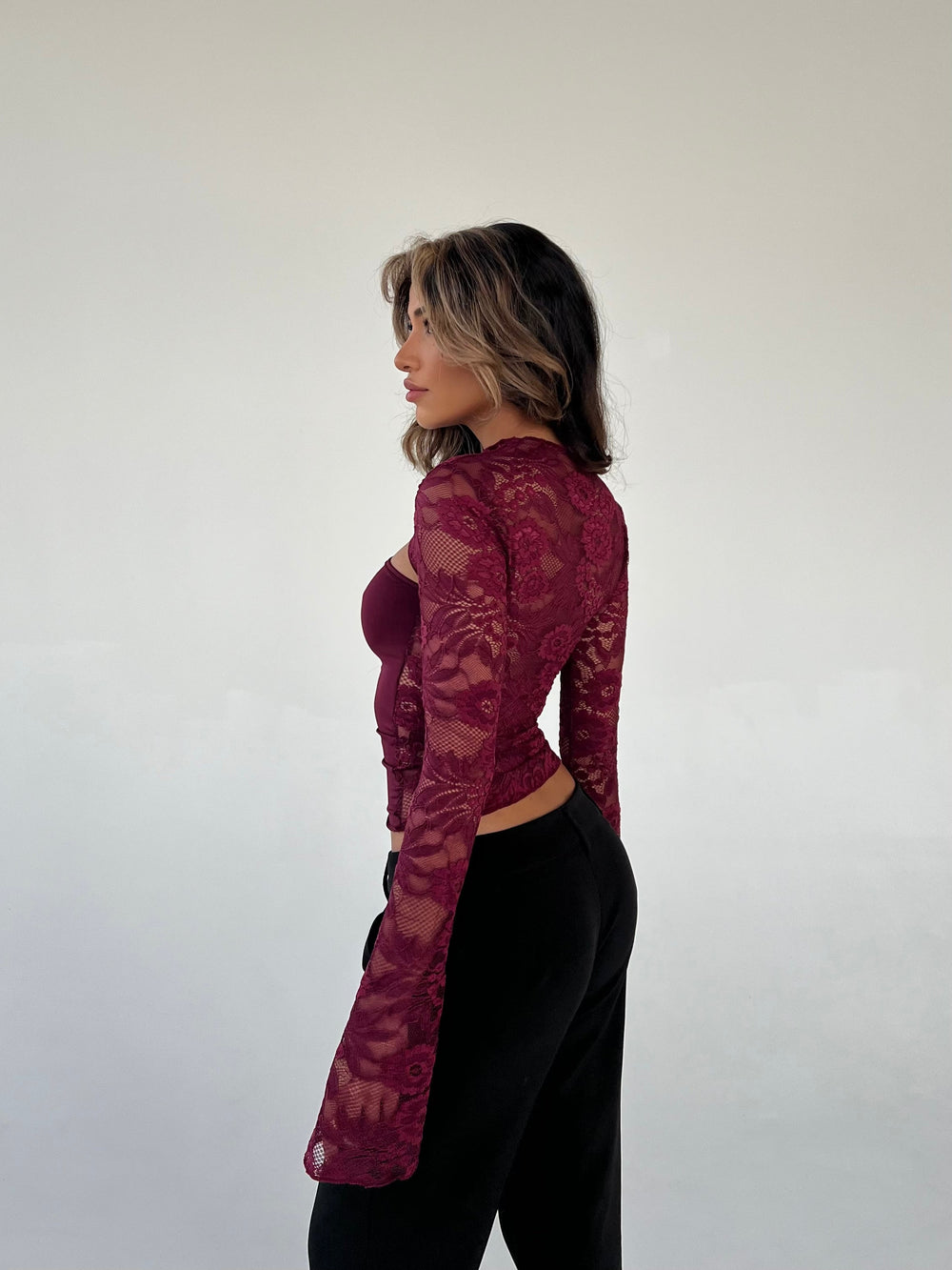 Lacevera Lace Set