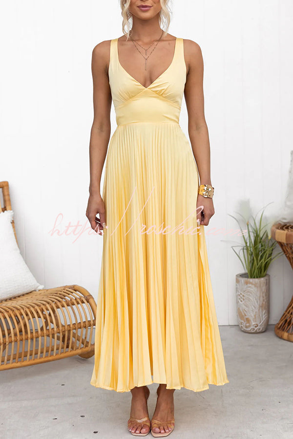 Lucy Fitted Dress