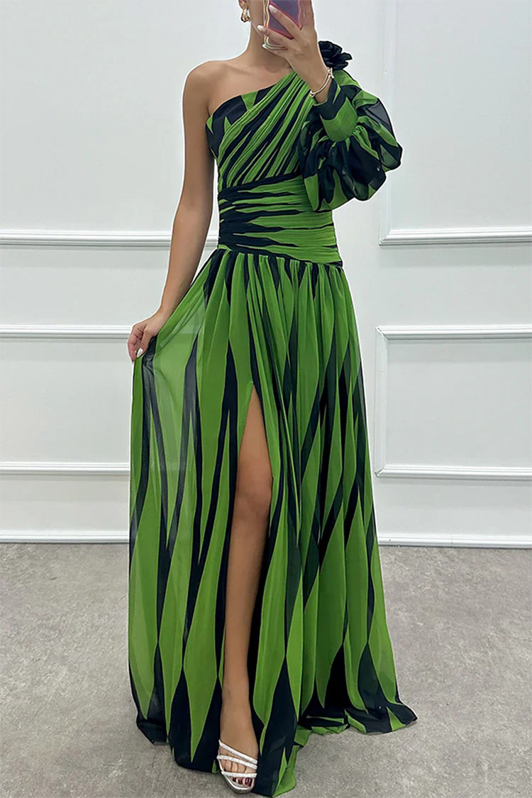 Shiloh Fitted Dress