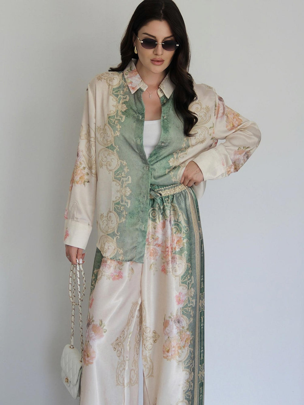 Elvara Baroque Satin Set
