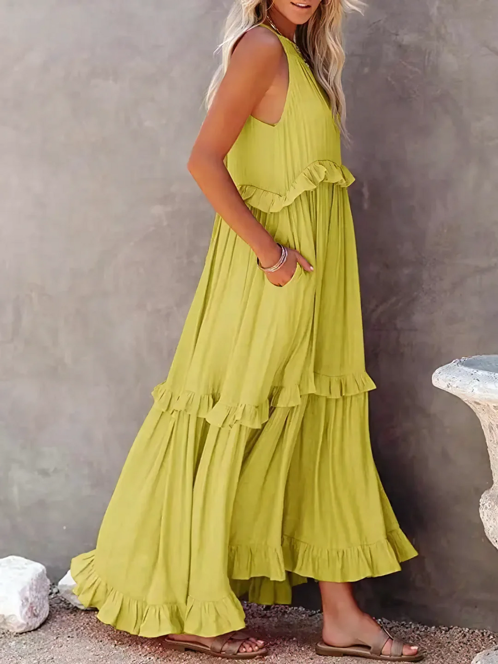Vesa Ruffled Flowing Dress