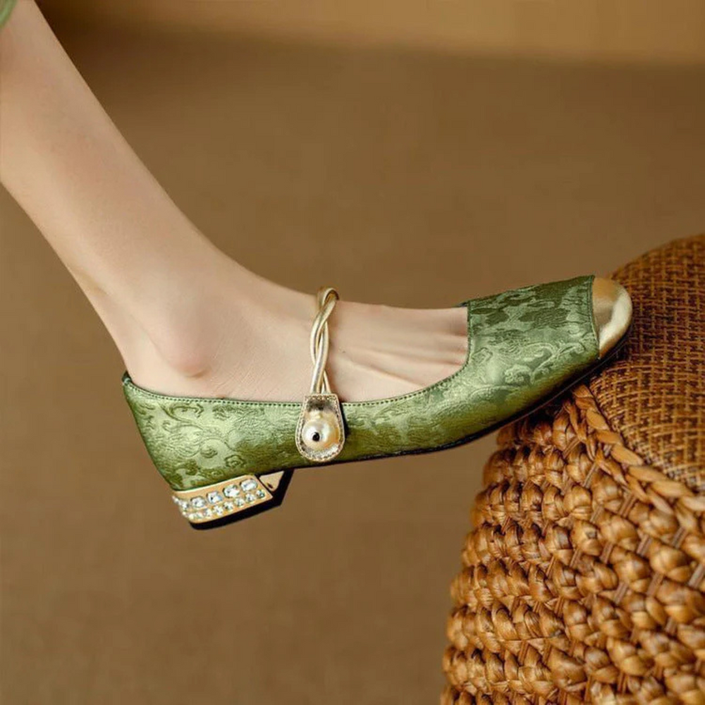 Elva Pearl Detail Pump Shoe