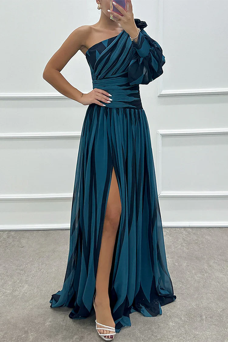 Shiloh Fitted Dress