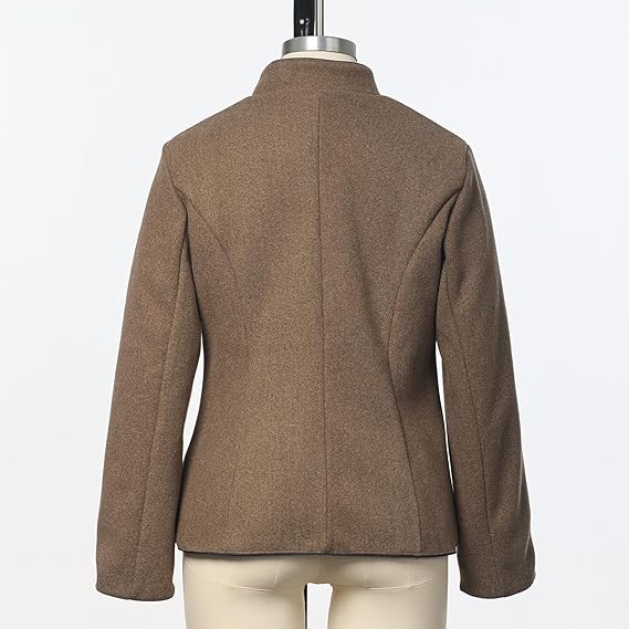 Solé Refined Elegant Short Jacket with Pockets - Brown