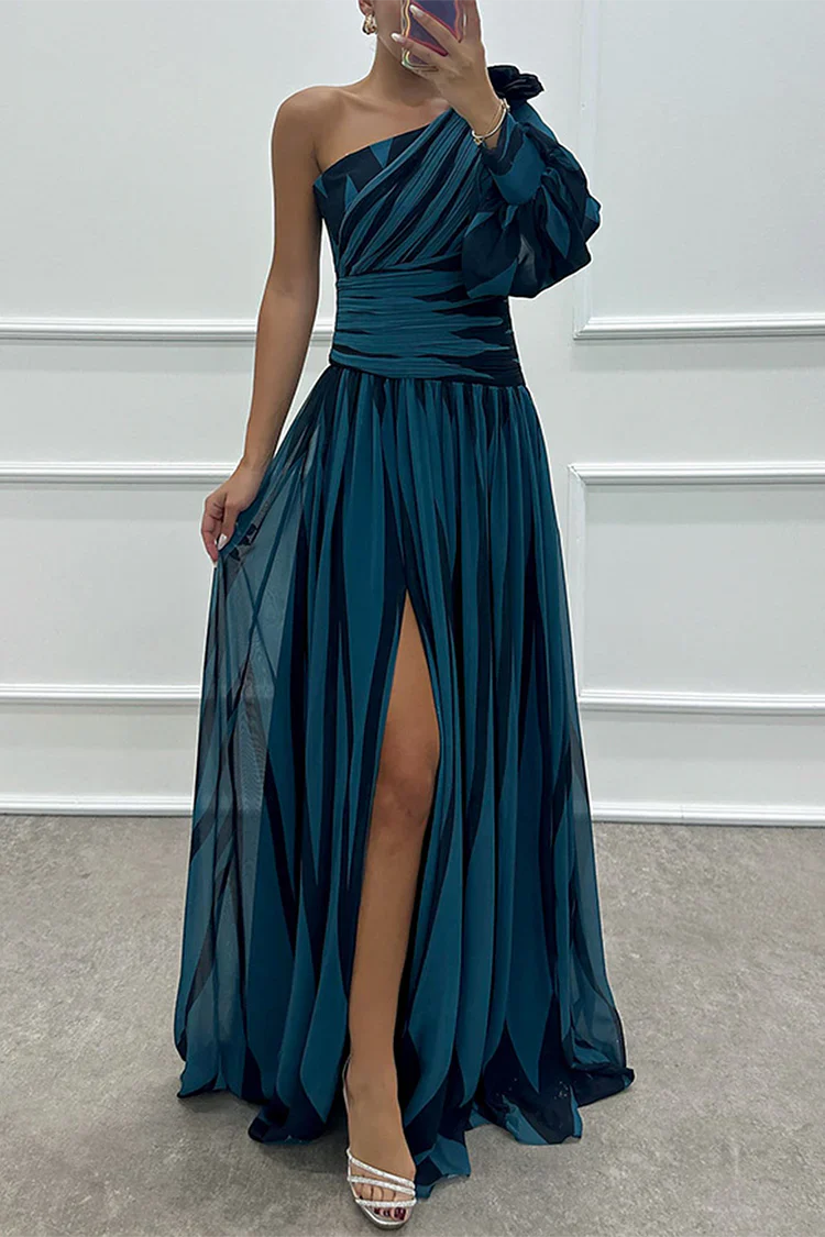 Shiloh Fitted Dress