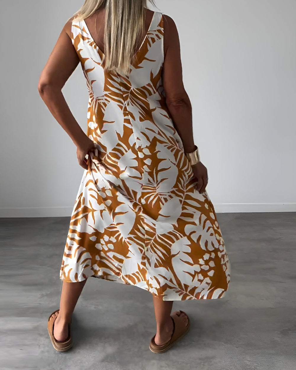 Audrey Elegant Sleeveless Dress