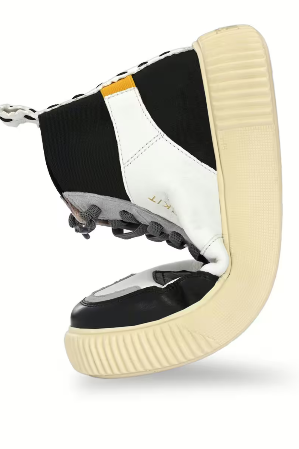 Alyssa Shoe
