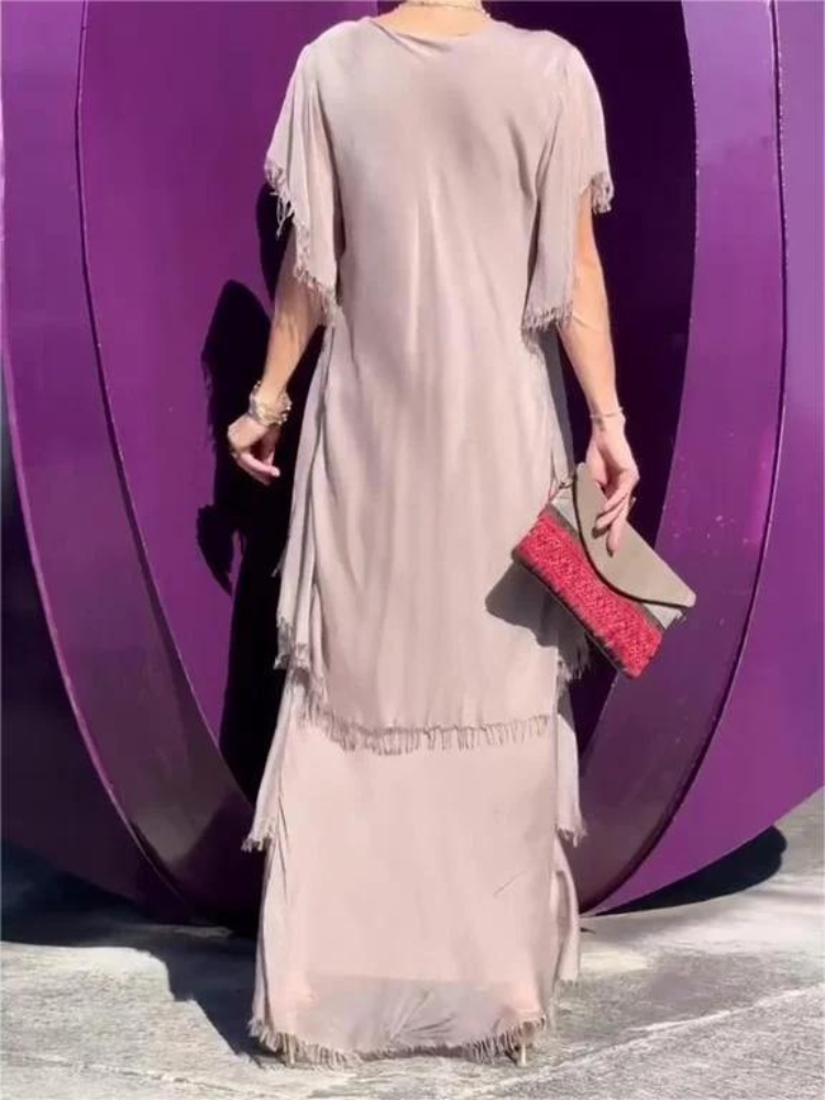 Savane Flowing Long Sleeve V-Neck Dress