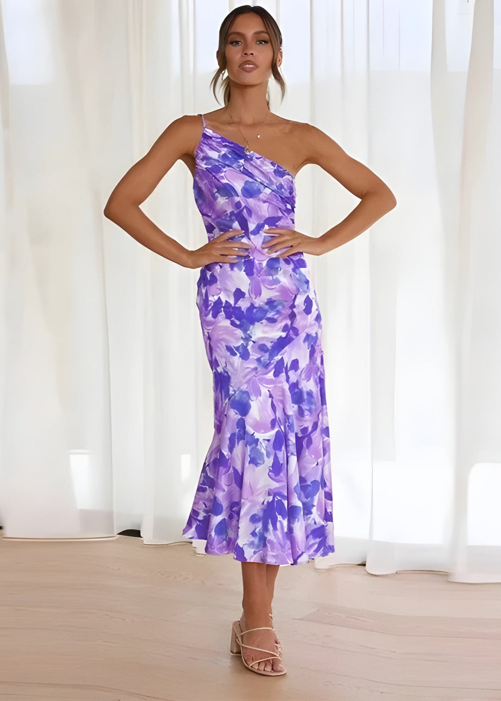 Eveline One-Shoulder Summer