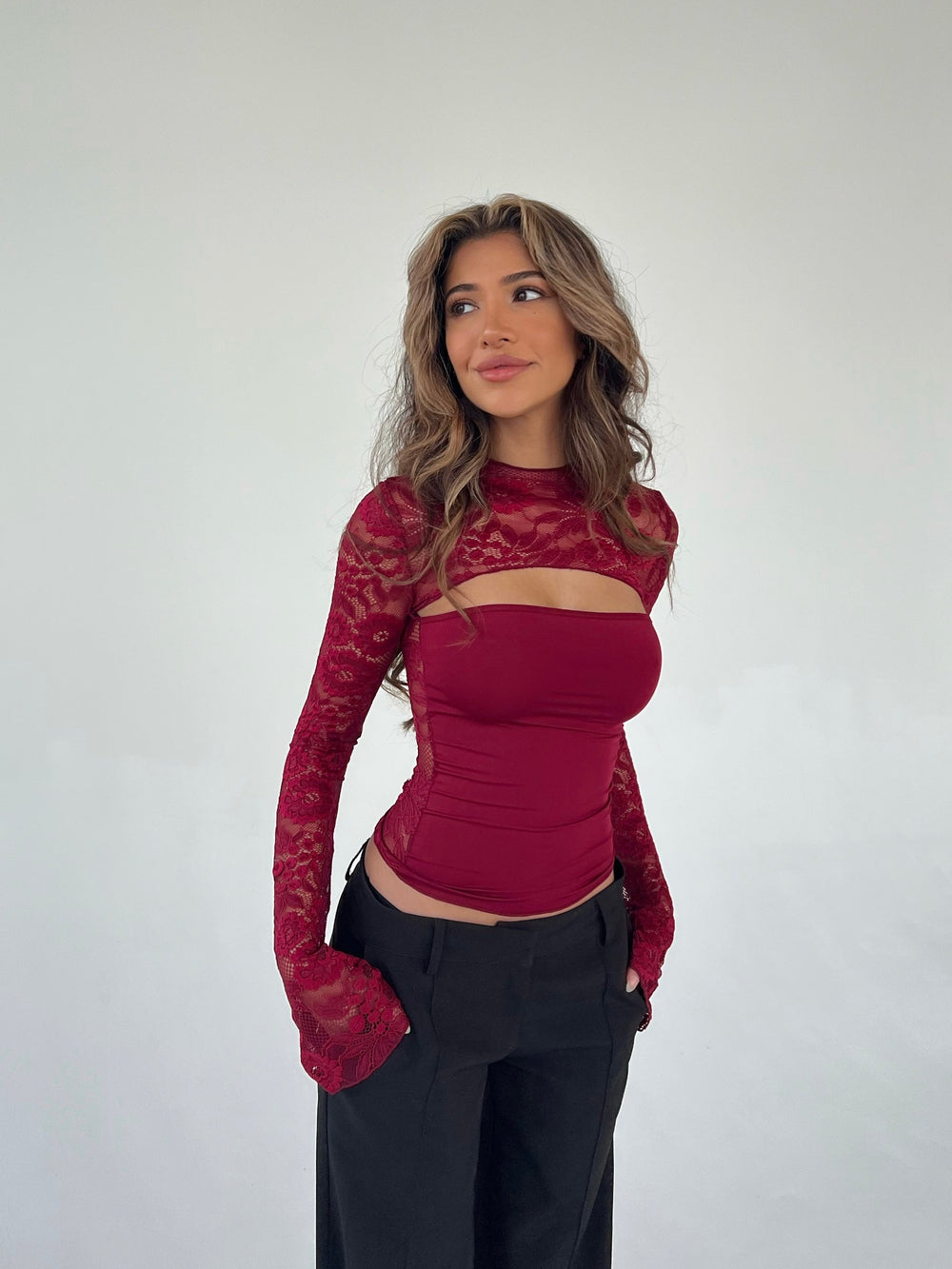 Lacevera Lace Set