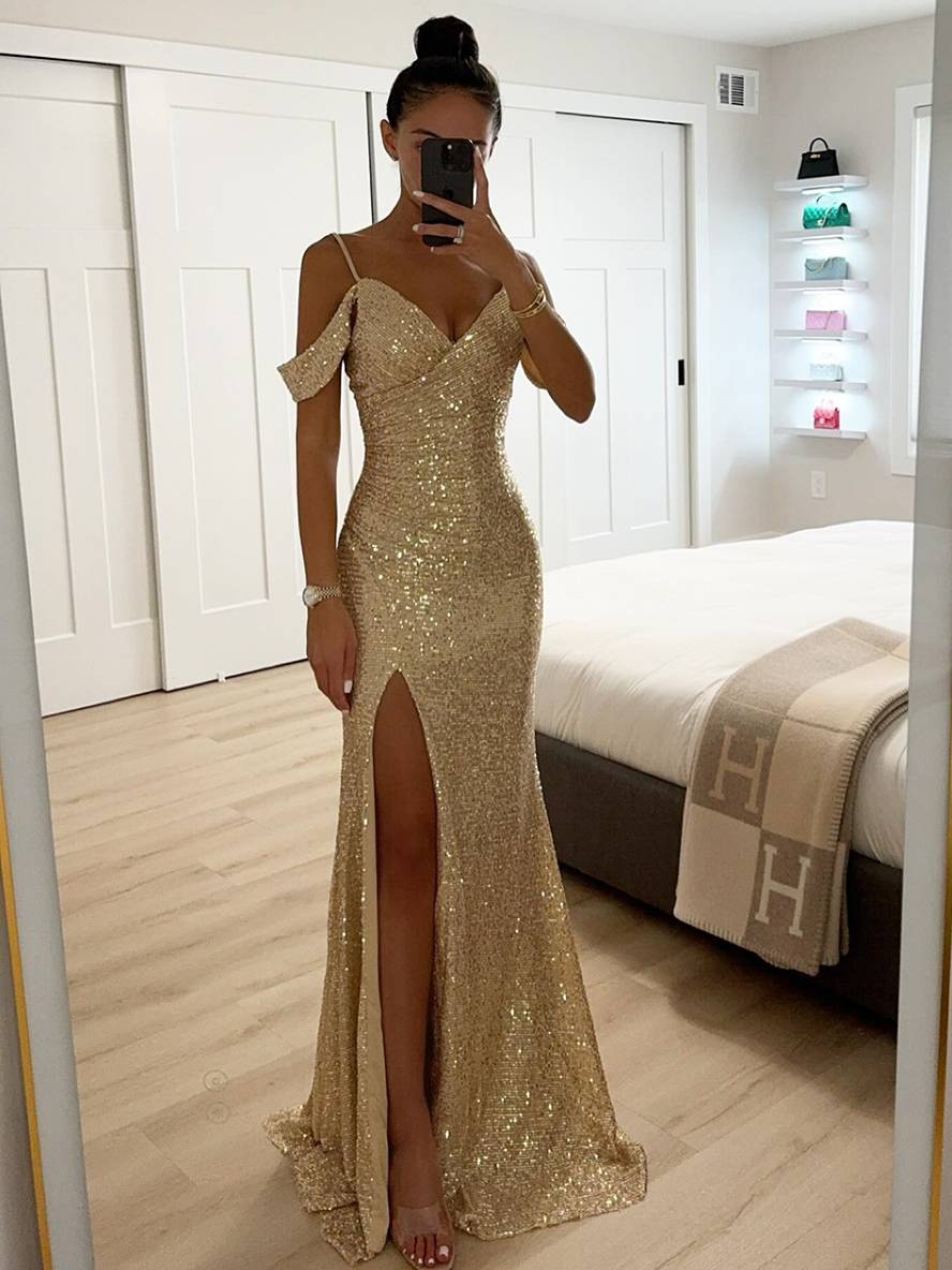Langes V-Neck Dress