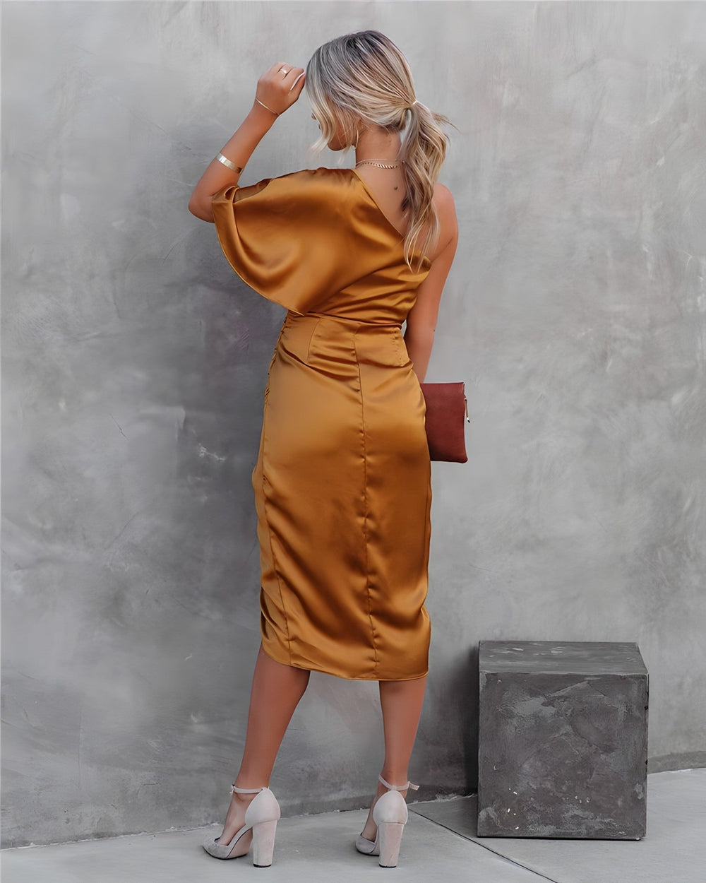 Gabriela Refined Stretch Midi Dress for Festive Occasions