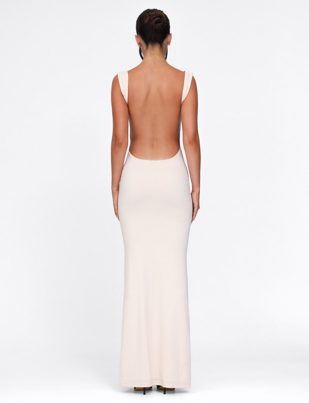 Kynara Elegant Maxi Dress