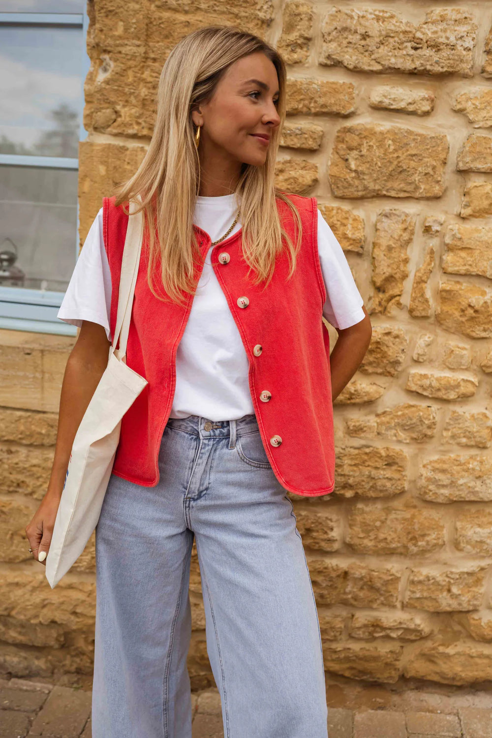 Elyzia Structured Linen Summer Vest