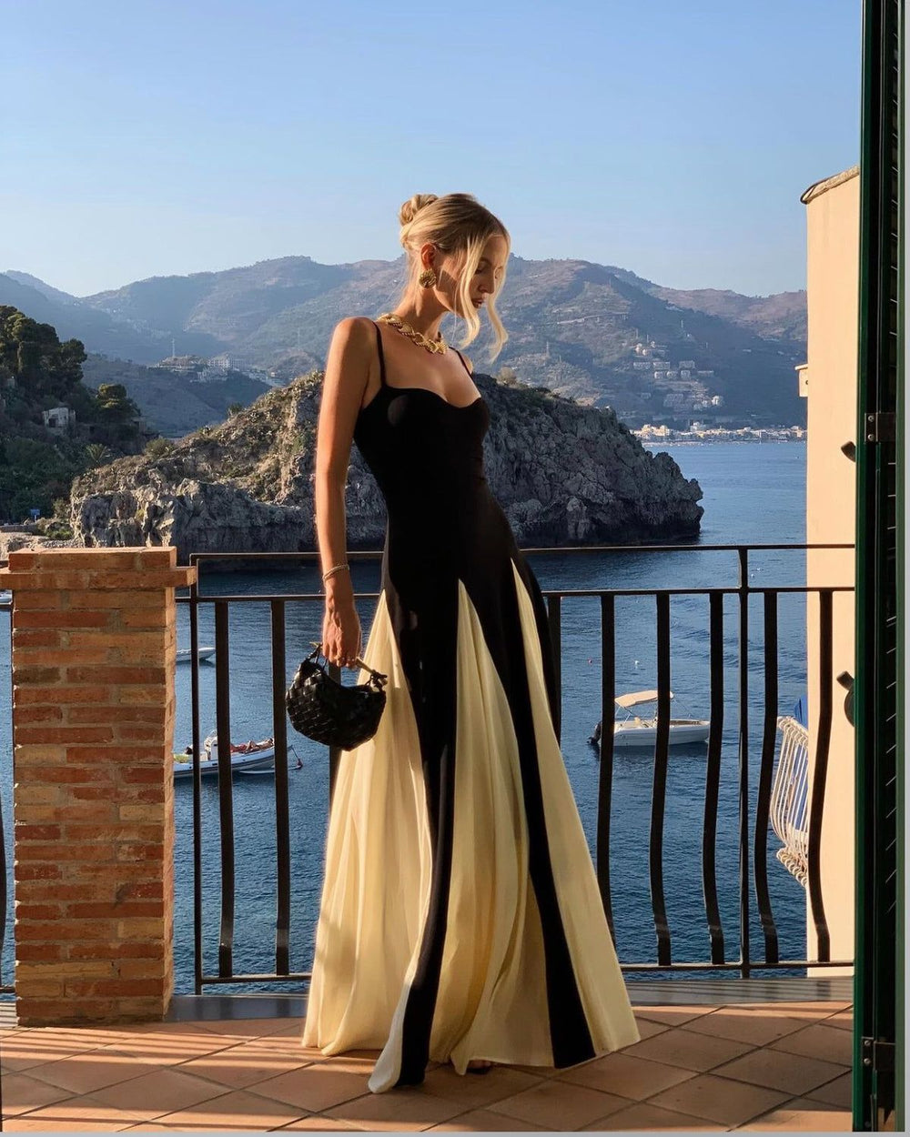 Viara Elegant Dress