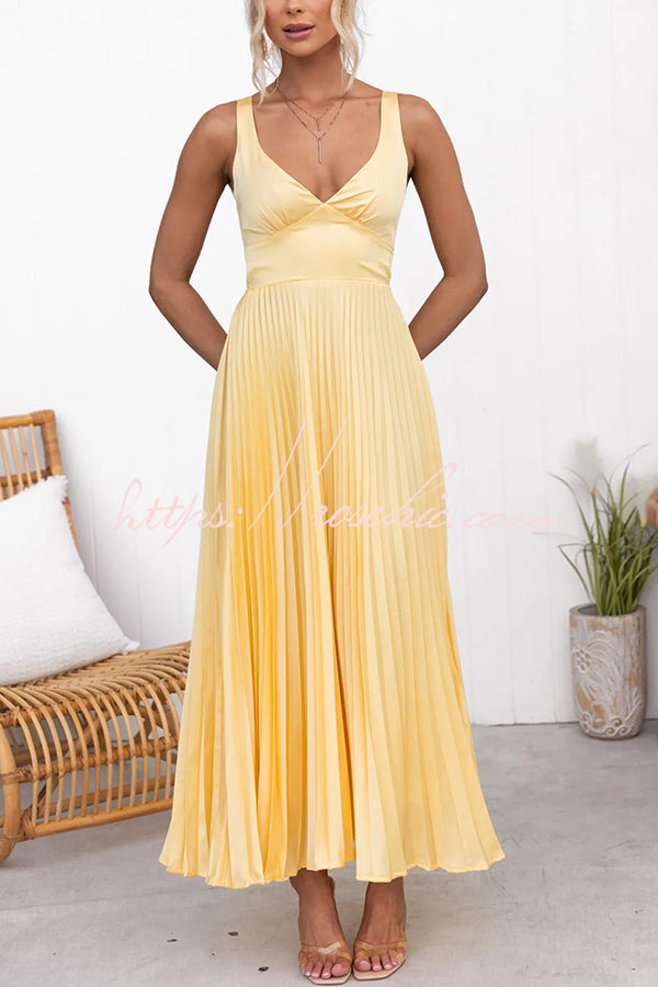 Lucy Fitted Dress