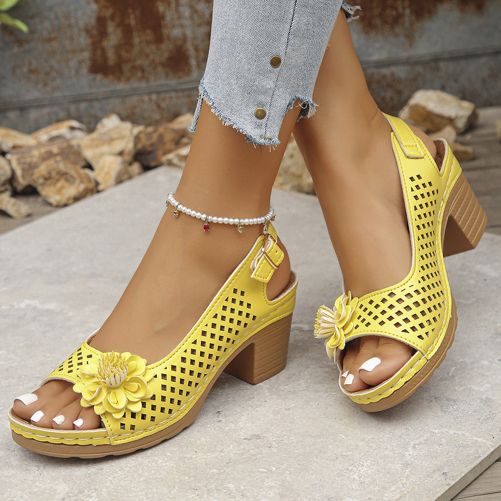 Kalani Schicke Blumensandalen