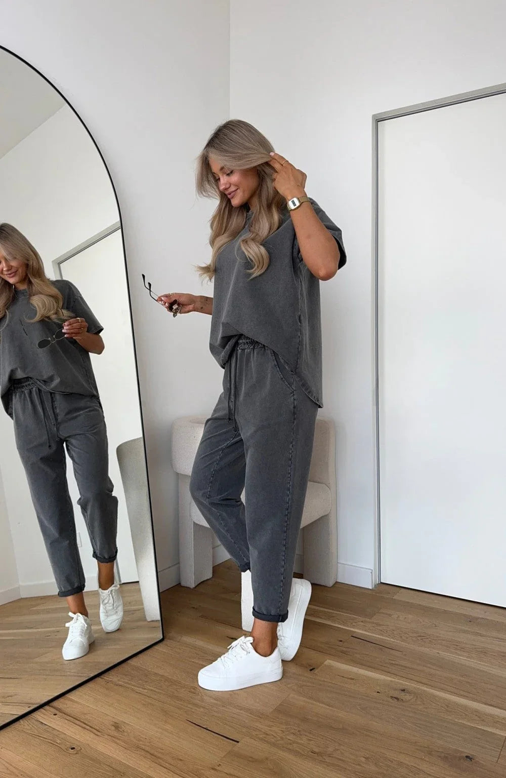 Zhaklina Breathable Elegance Set