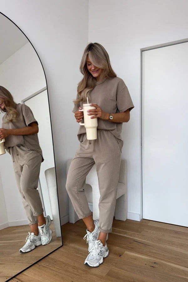 Zhaklina Breathable Elegance Set