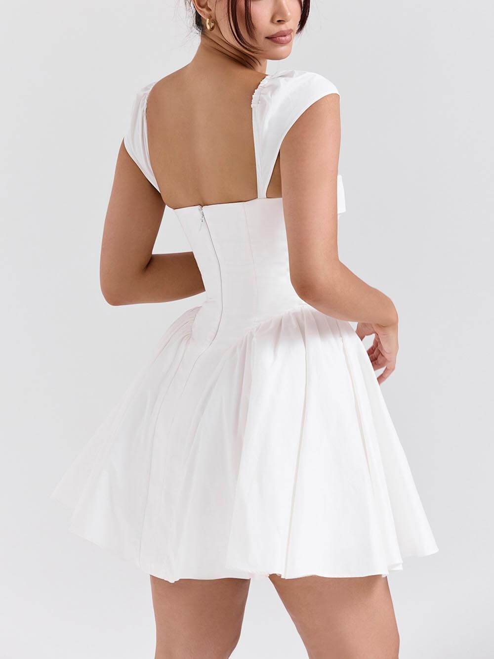 Exquisite Mini Dress Neckline Pleated Waist