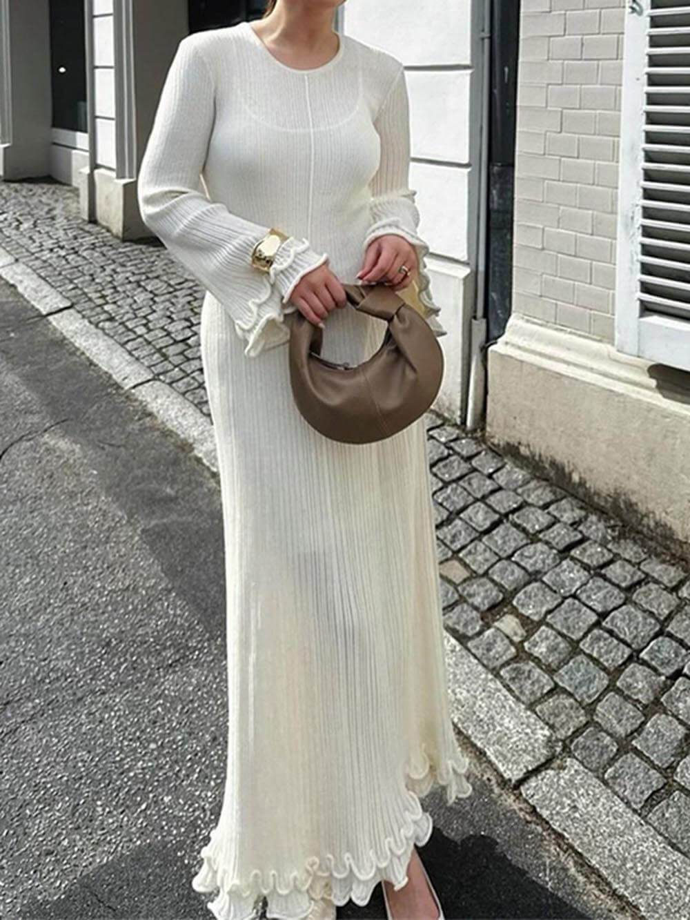 Elegant Trumpet-Sleeve Knit Maxi Dress