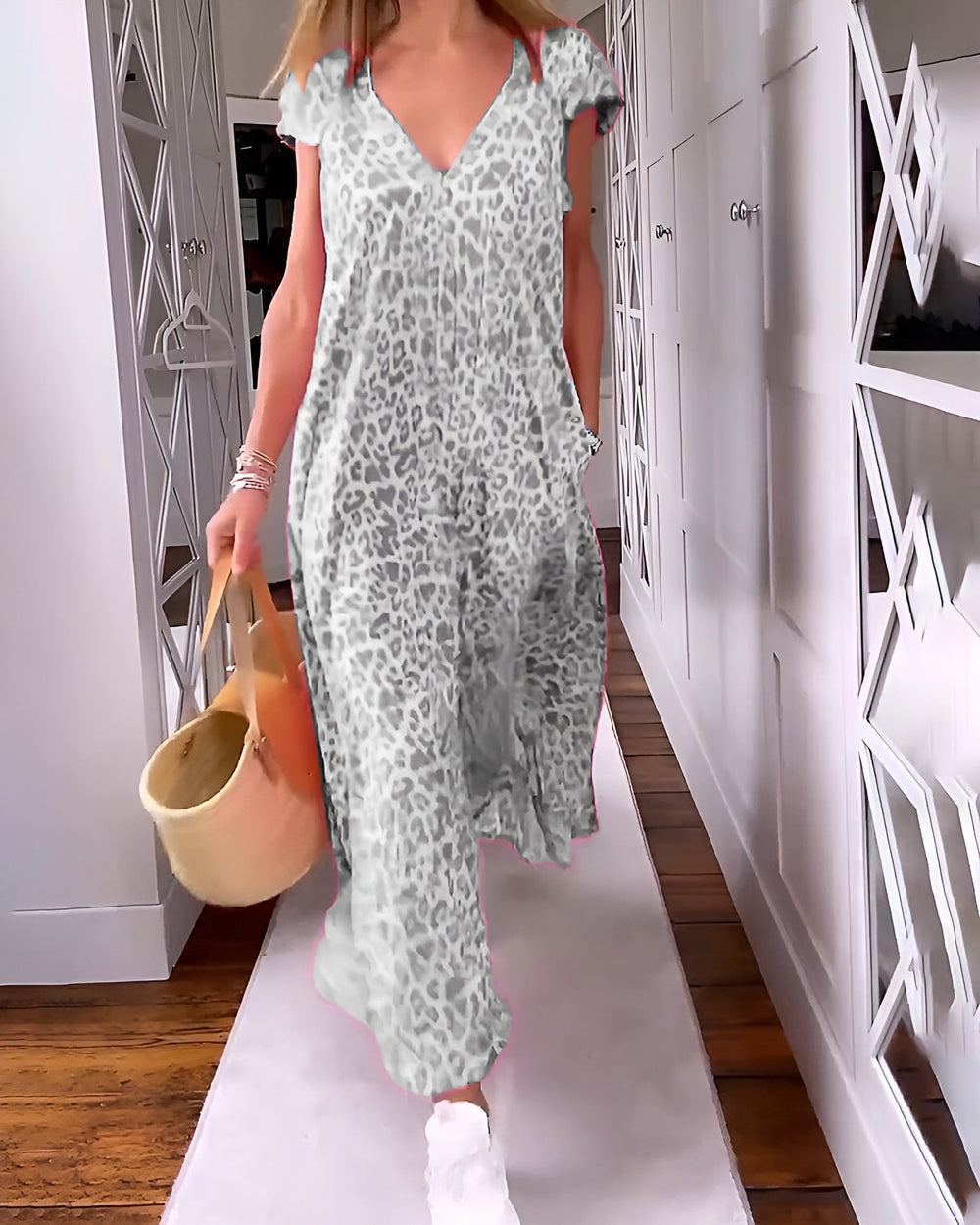 Véronique Long Print V-Neck Short Sleeve Dress