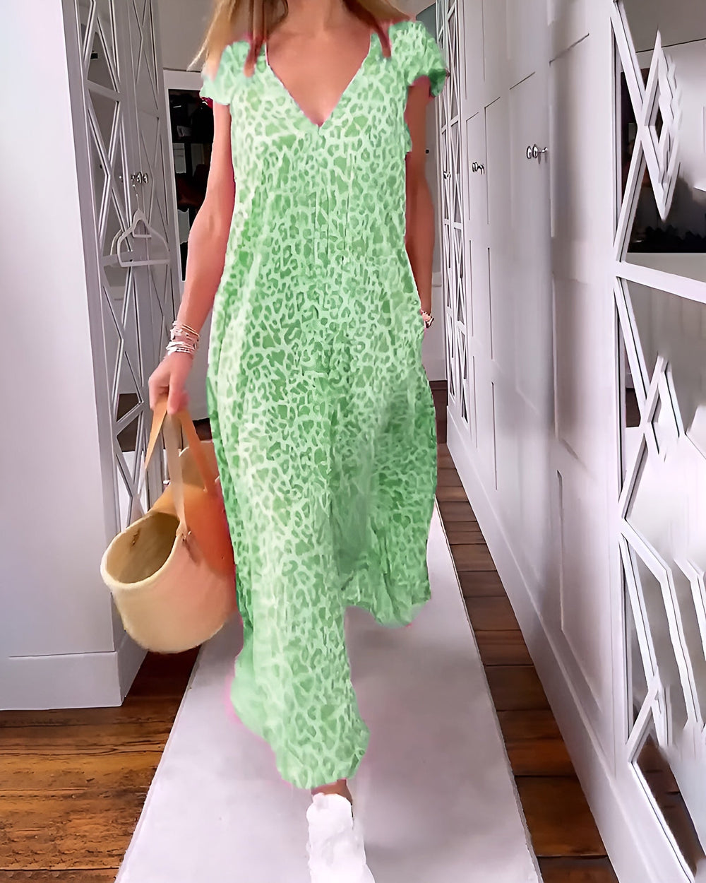 Véronique Long Print V-Neck Short Sleeve Dress