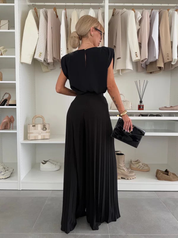 Sasha Style Sets & Outfits